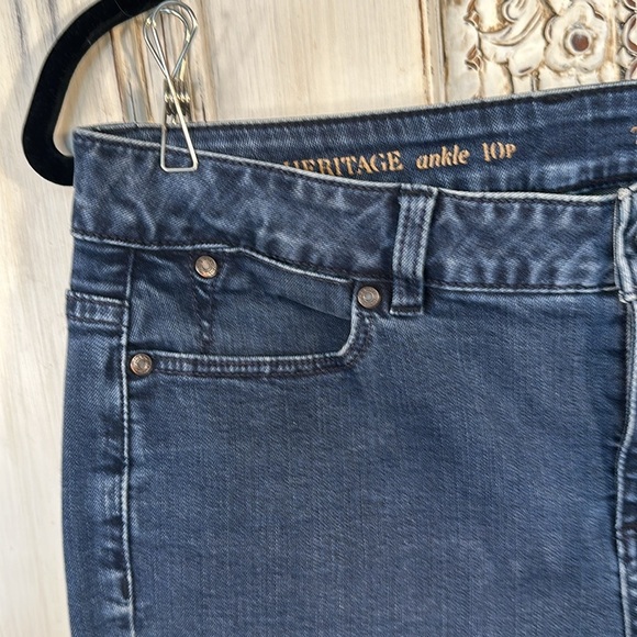 Talbots Heritage Ankle 10P Medium Wash Jeans - Picture 4 of 7